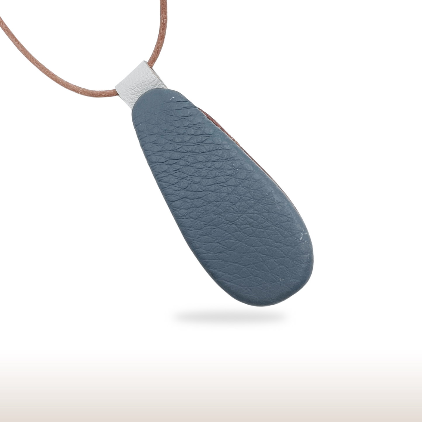 Amethyst leather necklace