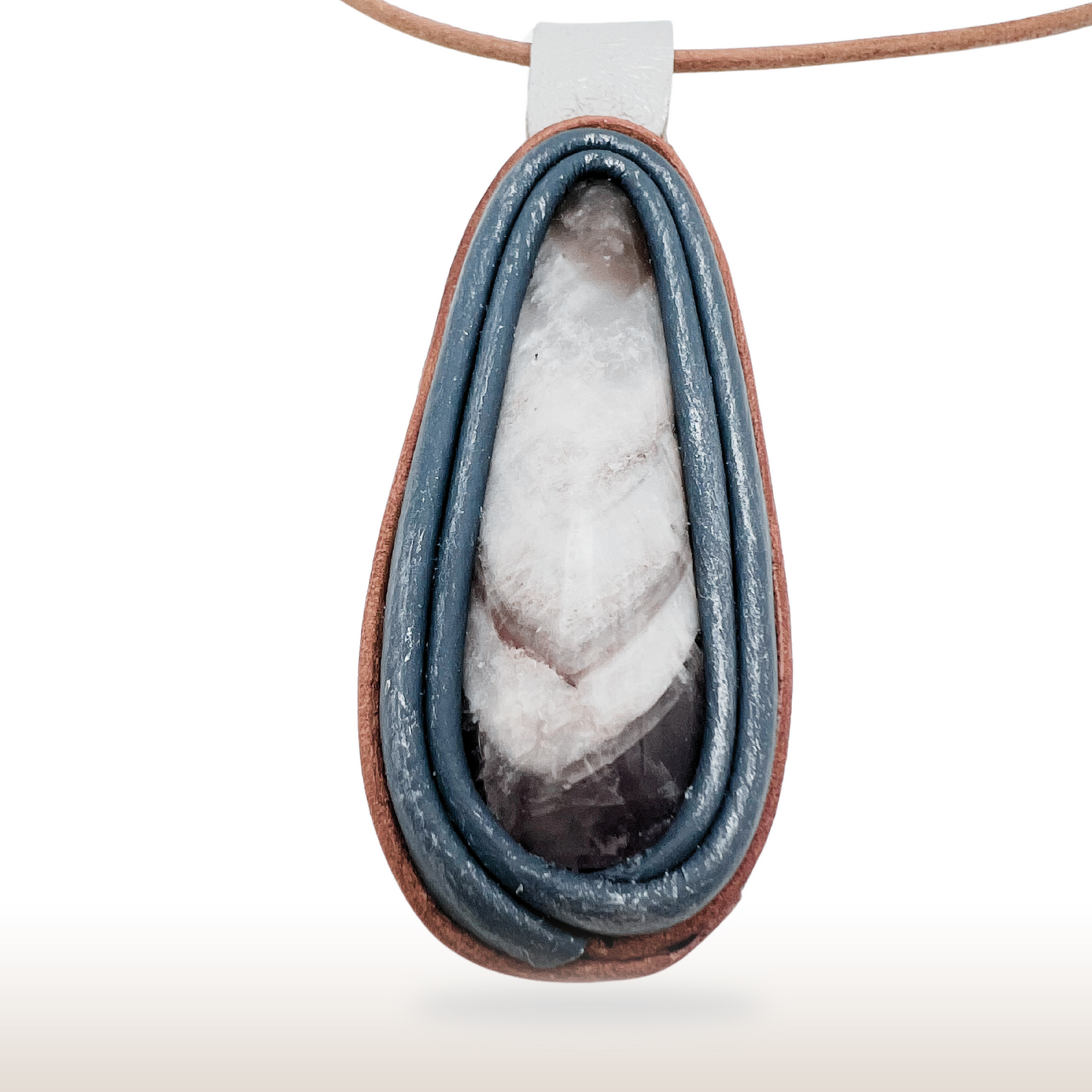 Amethyst leather necklace