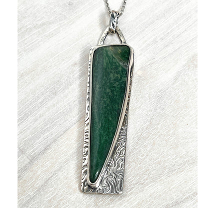 Forest Green Natural Semi - Precious Silver Pendant - DivineGemCat